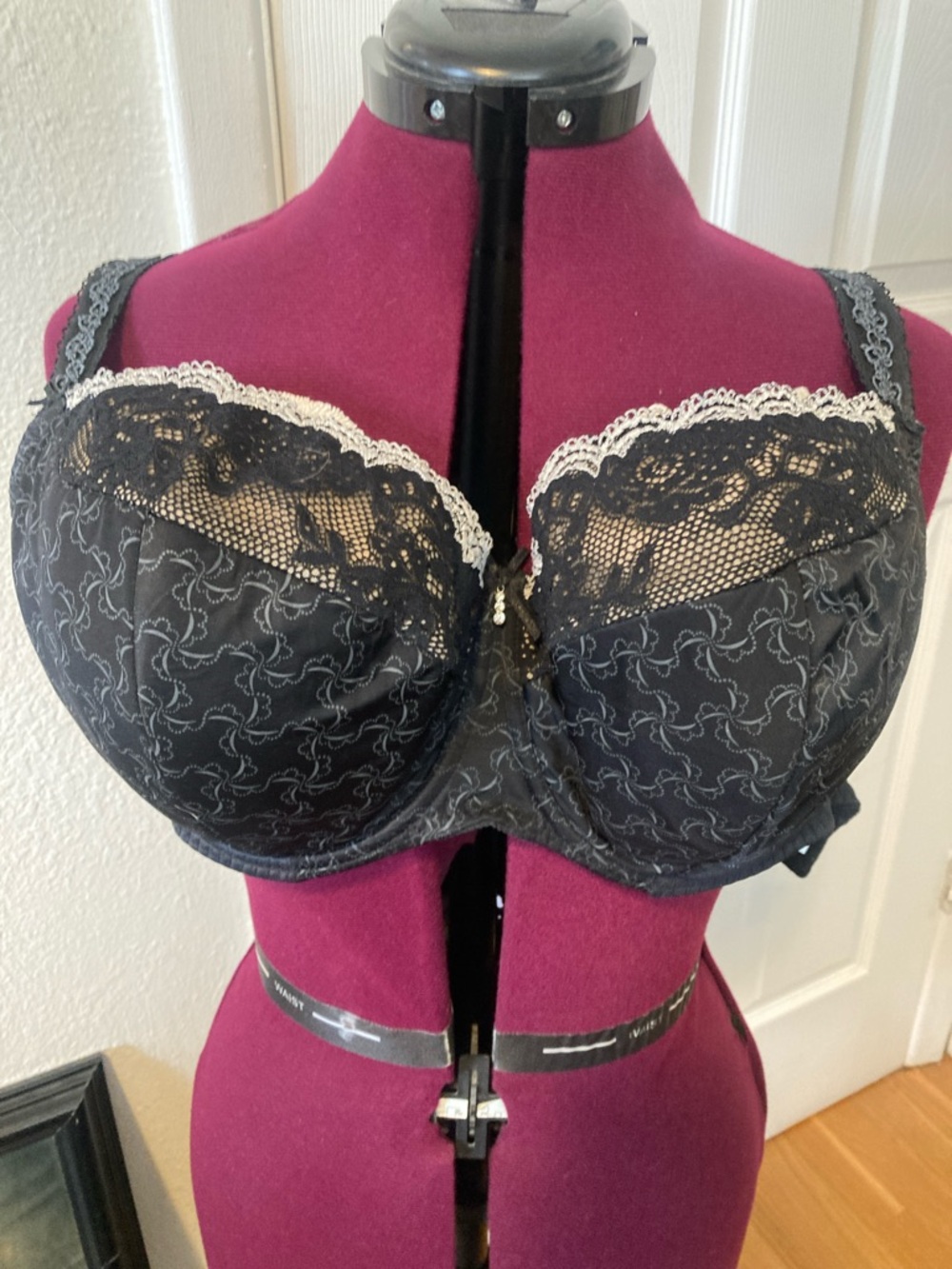 KRIS uk size 30kk Black Lace-Trim Full Coverage Bra